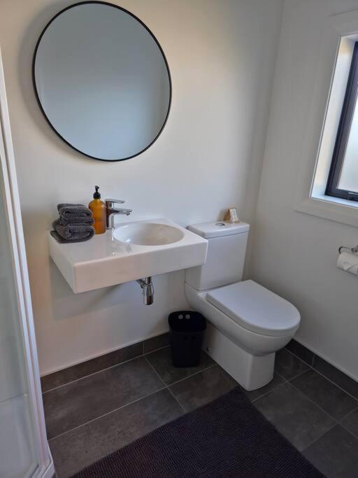 Apartment 2 - Haddin Court - Stunning Executive Blenheim Bagian luar foto