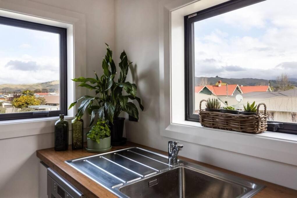 Apartment 2 - Haddin Court - Stunning Executive Blenheim Bagian luar foto